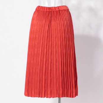 THREE-DIMENSIONAL PLEATED SKIRT　 詳細画像