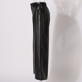 WL フェイクレザー　パンツ 詳細画像