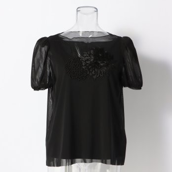 MUM EMB ON STRETCH NETTING PULL OVER　ブラウス