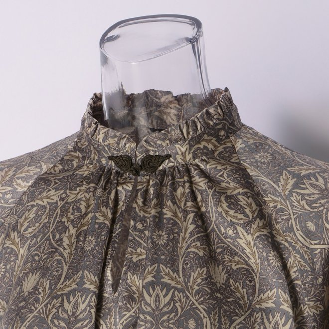 ARABESQUE PRINT ON SATIN　ブラウス 詳細画像 グレー系マルチ 4