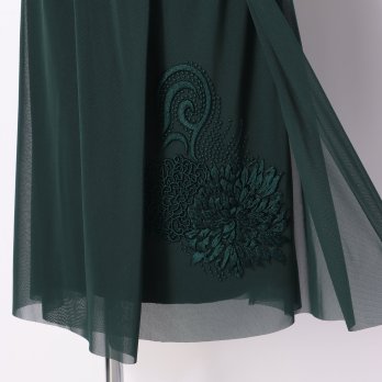 MUM EMB ON STRETCH NETTING OVERLAP SKIRT　スカート 詳細画像