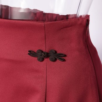 -confiture- STRETCH SATIN with CHINA BUTTON　スカート 詳細画像