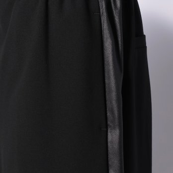 CENTER PRESS PANTS　パンツ 詳細画像