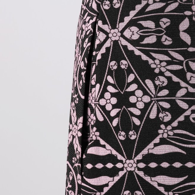 FLOWER PRINTED ON STRETCH  NETTING　ドレス 詳細画像 黒系マルチ 6