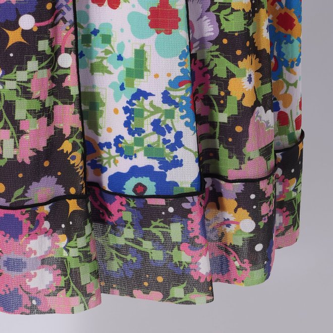 【期間限定】SUMMER DREAMING PRIINT　スカート 詳細画像 黒系マルチ 5