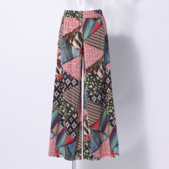 TRIANGLE PATTERN PATCHWORK PRINT　パンツ
