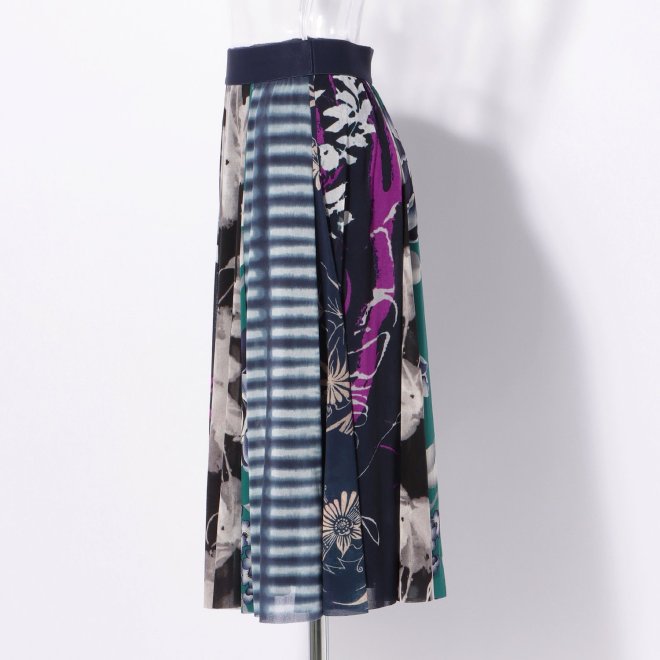 PATCHWORK with PRINTED STRETCH NET　スカート 詳細画像 ブルー系マルチ 2