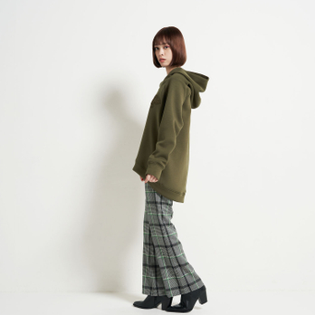 オンラインストア限定カラー】ブラシ刺繍 パーカ|VIVIENNE TAM