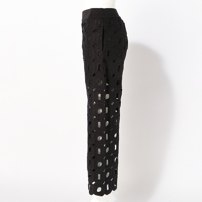 GEOMETRIC EMBROIDERY EYELET　パンツ 詳細画像 ブラック 2