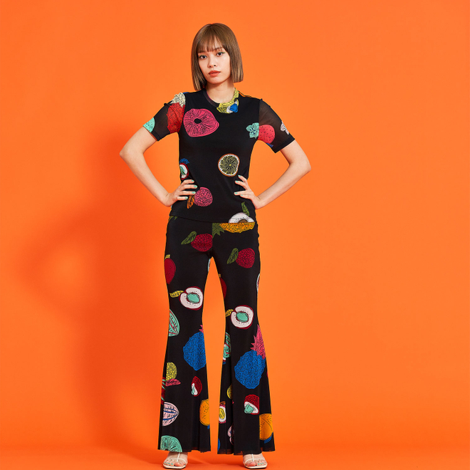 BIG FRUIT PRINT ON STRETCH NETTING　ブラウス 詳細画像 黒系マルチ 2