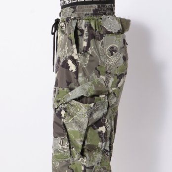 CITY CAMOUFLAGE OLIVER PRINT　パンツ 詳細画像