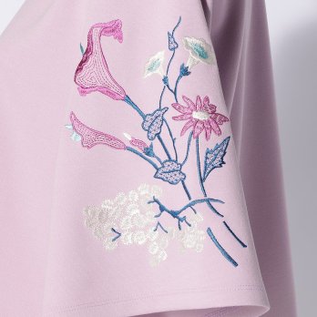 【期間限定】TOPS WITH FLOWER EMBROIDERY　 詳細画像