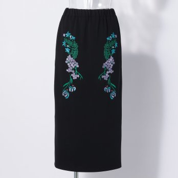 【期間限定】SKIRT WITH FLOWER EMBROIDERY 詳細画像