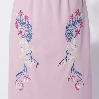 【期間限定】SKIRT WITH FLOWER EMBROIDERY 詳細画像