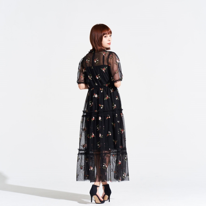 【期間限定】PIXELATED FLORAL EMBROIDERY　ドレス 詳細画像 ブラック 2