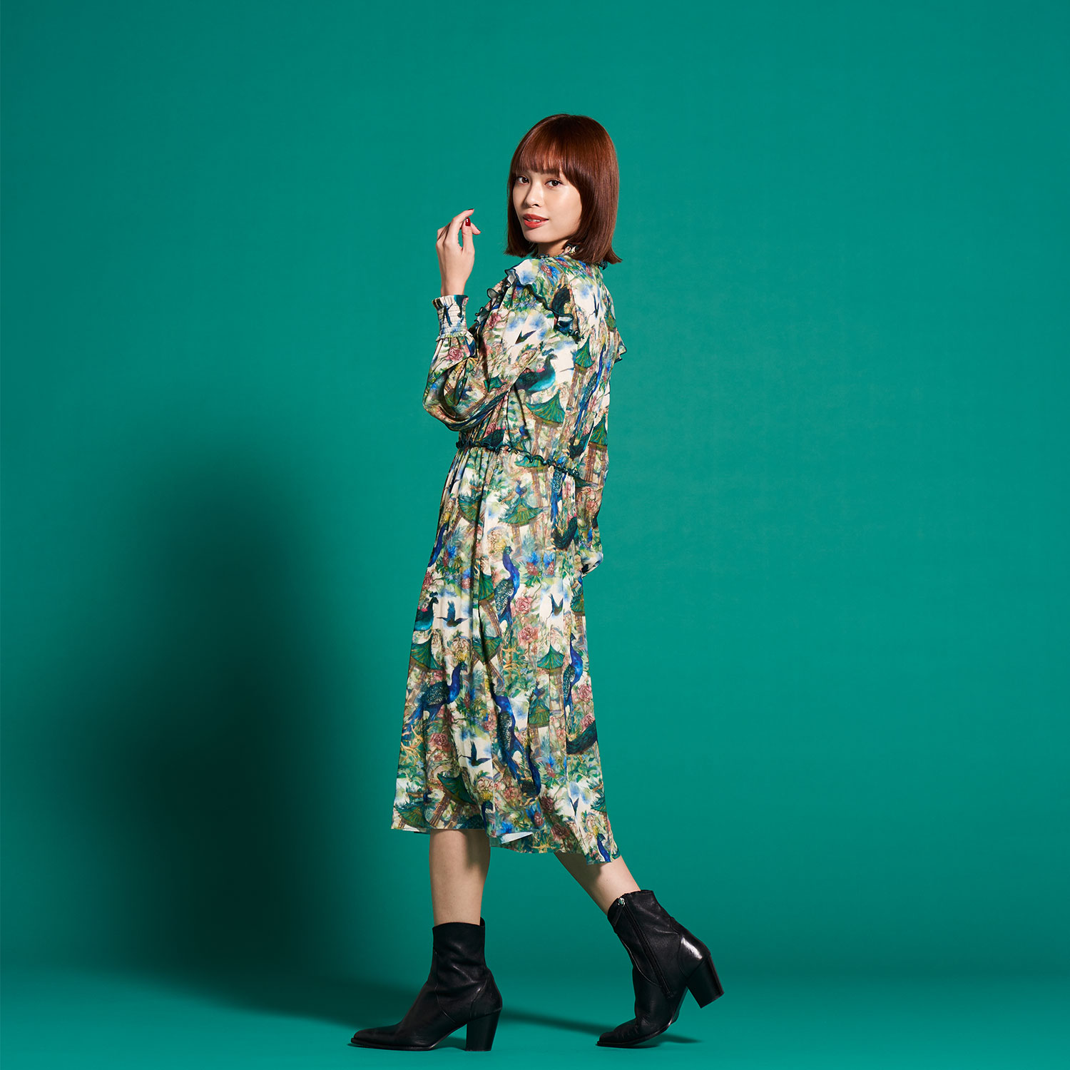 PEACOCK COURTYARD CHINOISERIE PRINT ON NETTING ドレス｜VIVIENNE 