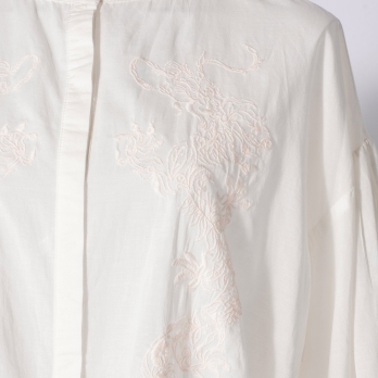 LUCKNOW EMBROIDERY STYLE BLOUSE　 詳細画像