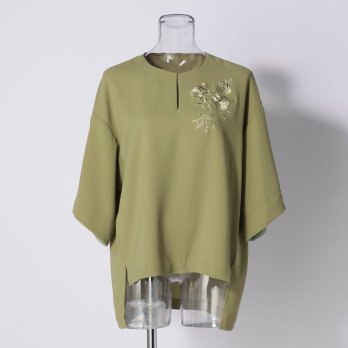 SET UP WITH FLOWER EMBROIDERY 　ブラウス 詳細画像