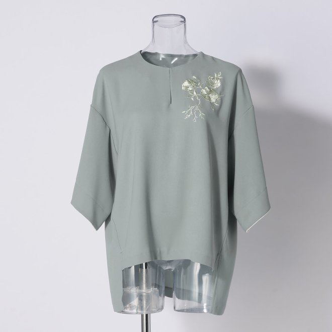 SET UP WITH FLOWER EMBROIDERY 　ブラウス 詳細画像 ブルー 1