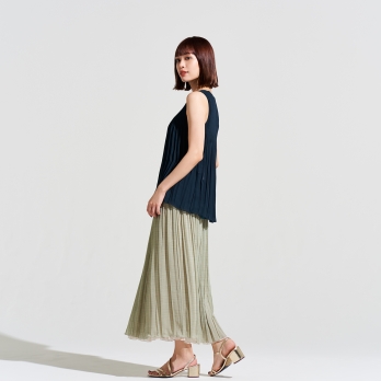 REVERSIBLE PLEATS　スカート 詳細画像