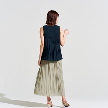 REVERSIBLE PLEATS　スカート 詳細画像