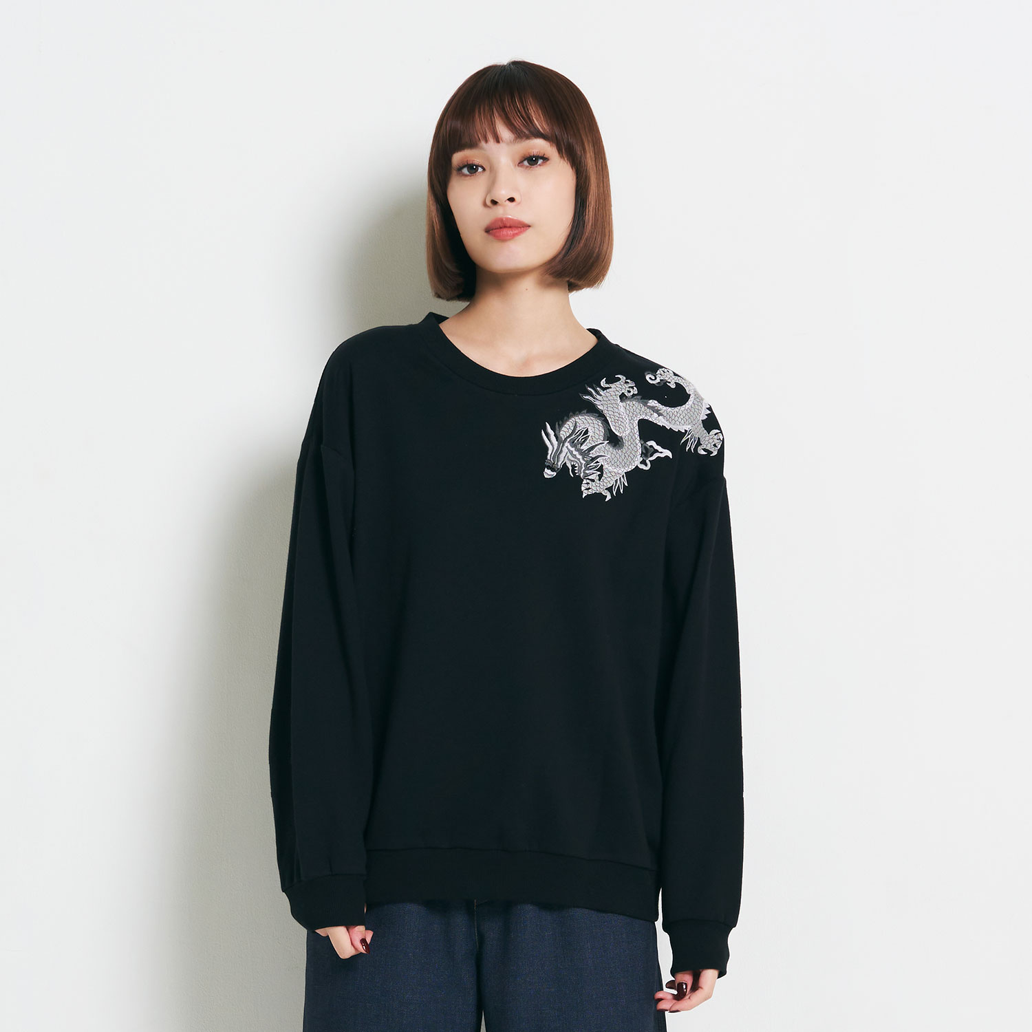 ￥200引き￥6000tsuru crane x dragon embroidered T-shirt
