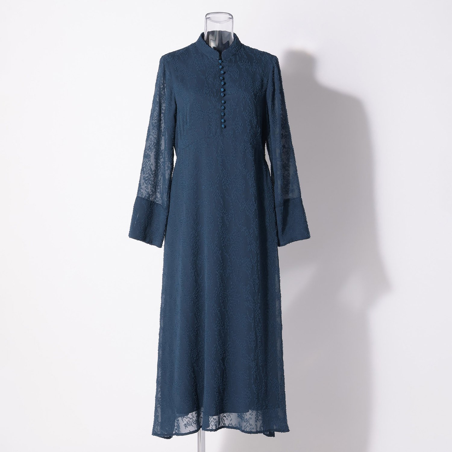 DRESS COLLECTION】 ランダムドットジャカードドレス｜VIVIENNE
