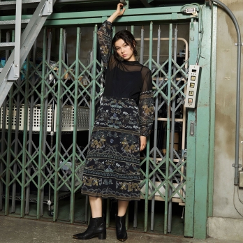 Dragon cloud print net スカート