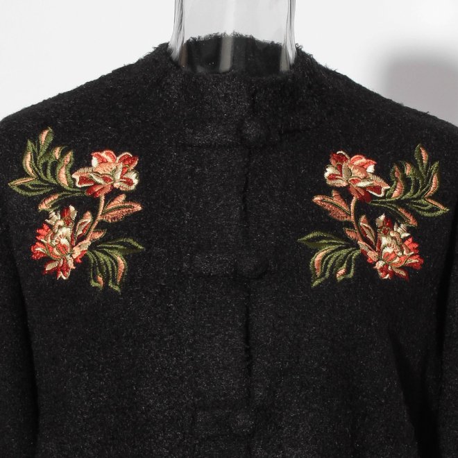 【COMING SOON】Flower embroidery Knit 詳細画像 ブラック 2