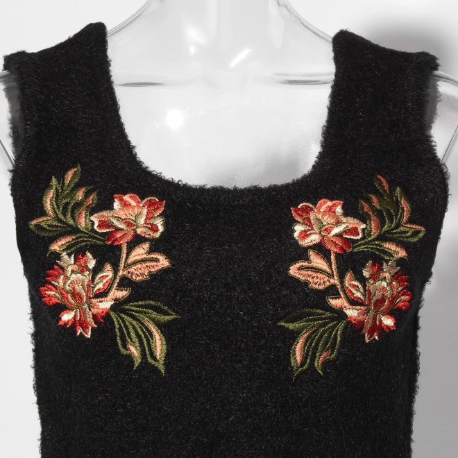 【COMING SOON】Flower embroidery Knit 詳細画像 ブラック 2