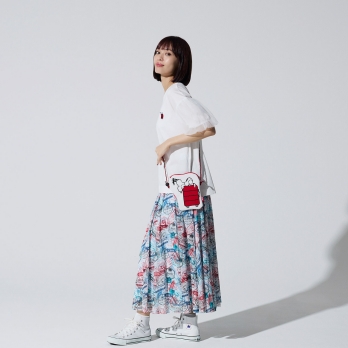 【COMING SOON】【 スヌーピー 】 Red suitcase Tシャツ 詳細画像