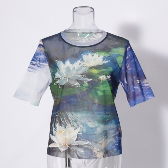 Night blooming waterlily print ブラウス