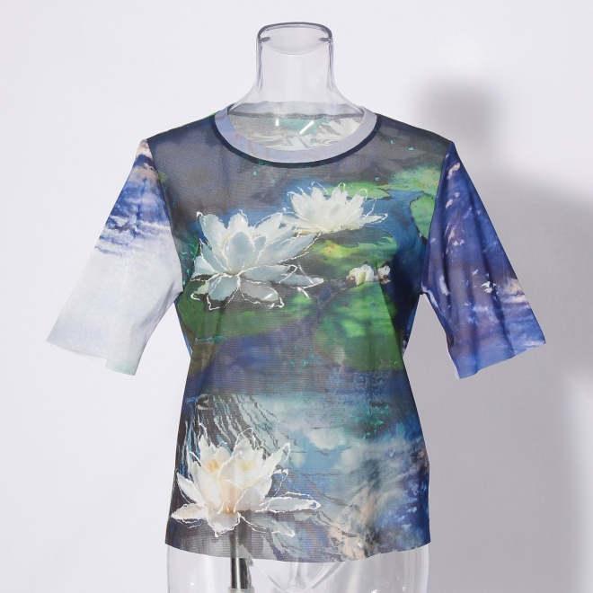 Night blooming waterlily print ブラウス