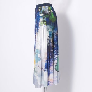 Night blooming waterlily print スカート 詳細画像