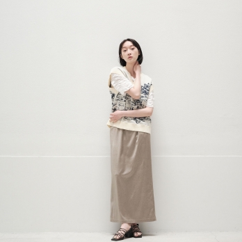 【COMING SOON】WL シャイニーレザーナロー スカート