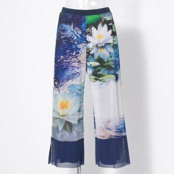 Night blooming waterlily print パンツ