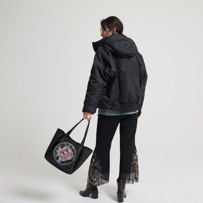 【ポイント10倍】Dragon tote Bag 詳細画像 ブラック 7