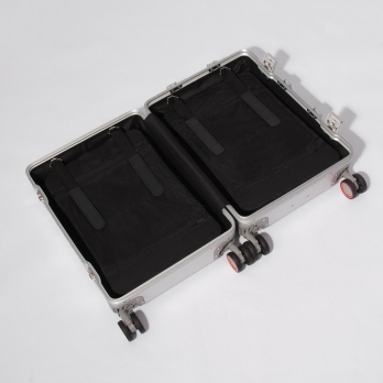 【COMING SOON】Dragon Suit case 詳細画像