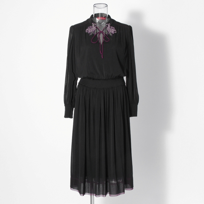 【COMING SOON】Butterfly flower embroidery on net ドレス