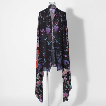 【COMING SOON】Ceramic dragon printed  ストール 詳細画像
