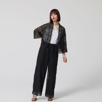 Frog lace パンツ