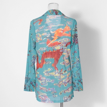Ceramic dragon print on stretch net ブラウス 詳細画像