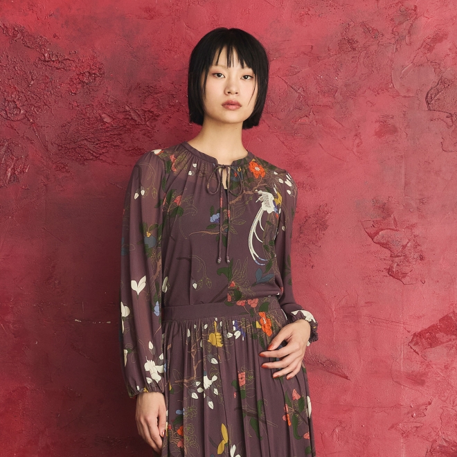 Floral inlay print on net ブラウス