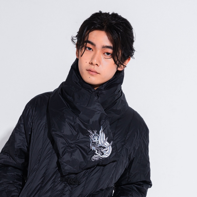 【TAION】【予約商品】Solid×Dragon Embroidery ストール 詳細画像 ブラック 1