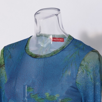 【COMING SOON】Gold fish printed on stretch net ブラウス 詳細画像