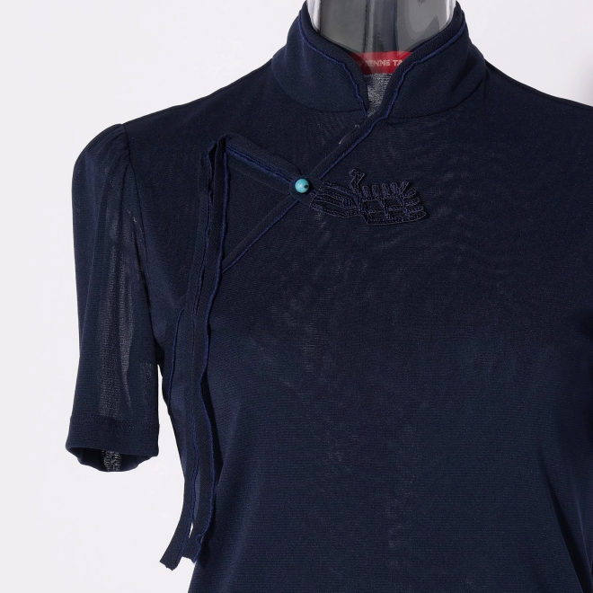 Dragon embroidery motif on stretch net ブラウス 詳細画像 ネイビー 4