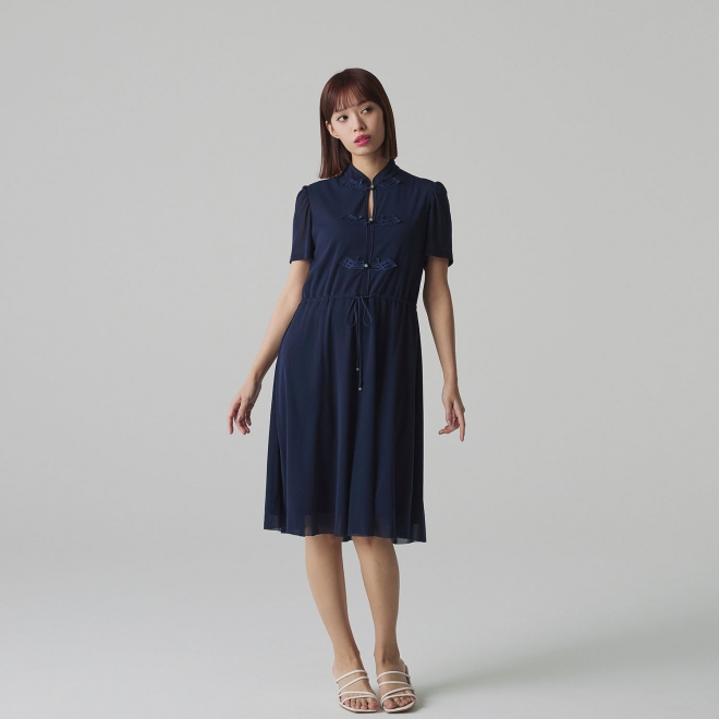 【COMING SOON】Dragon embroidery motif on stretch net ドレス