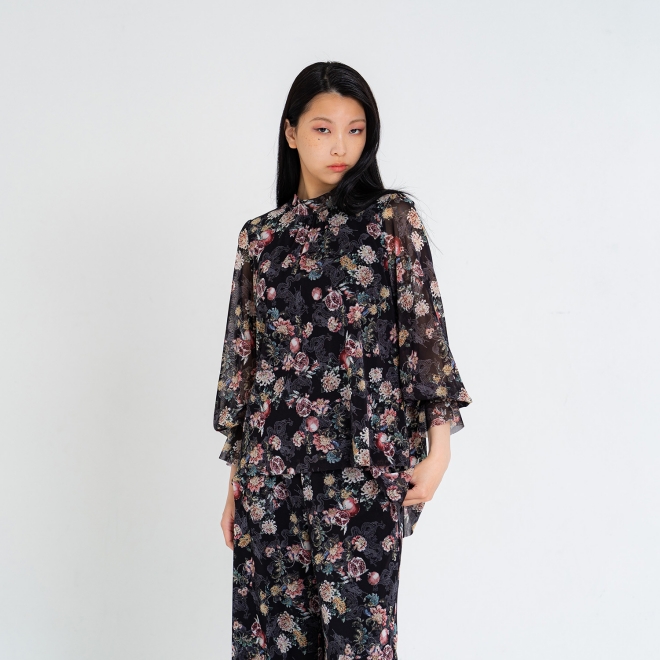【COMING SOON】Pomegranate dragon print ブラウス
