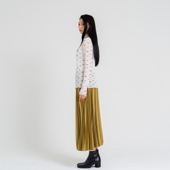 〈新色〉【まとう化粧品 HADA WEAR】TULLE HIGH NECK ブラウス 詳細画像