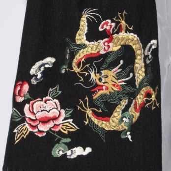 Cashmere touch stole with dragon embroidery 詳細画像